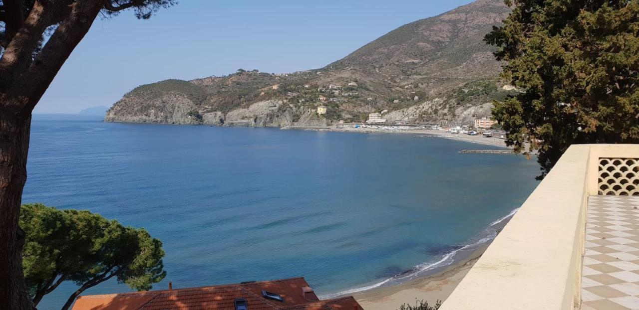 Villa Mare Blu Levanto Eksteriør billede