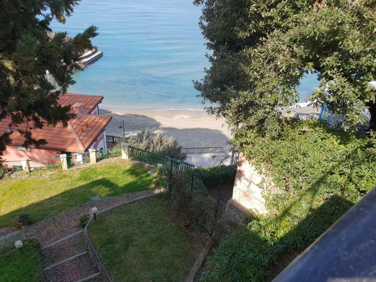 Villa Mare Blu Levanto Eksteriør billede