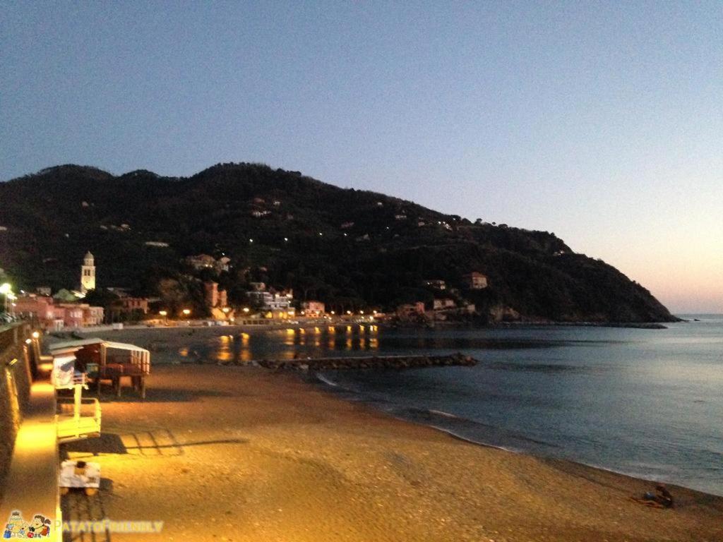 Villa Mare Blu Levanto Eksteriør billede