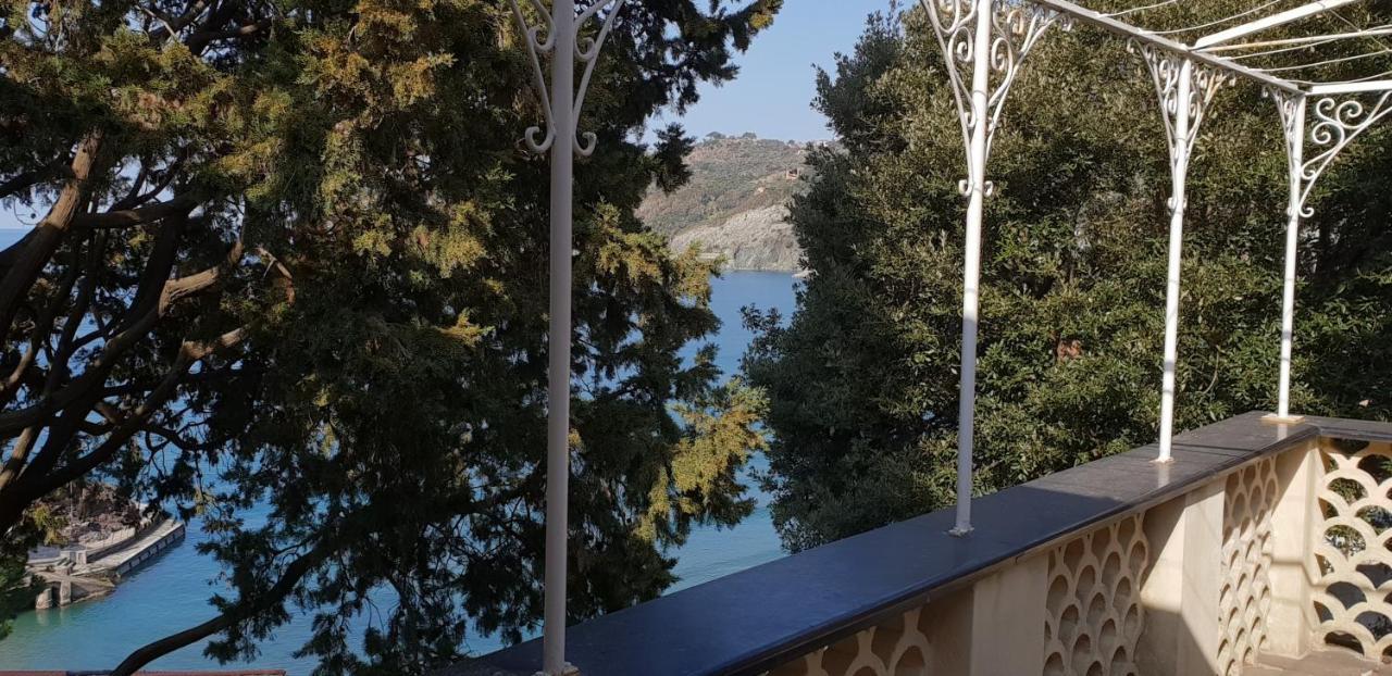 Villa Mare Blu Levanto Eksteriør billede