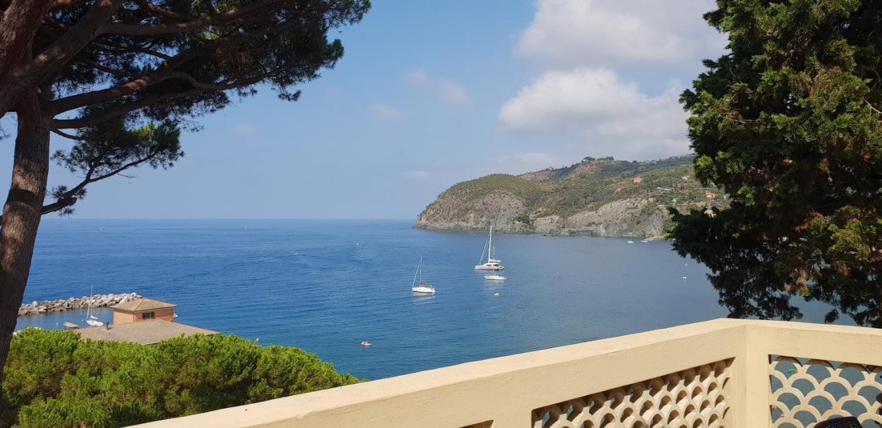 Villa Mare Blu Levanto Eksteriør billede
